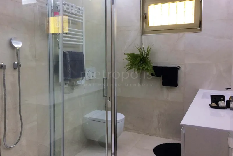 CASA DI 6.5 LOCALI CON PISCINA E VISTA APERTA VACALLO, Foto 10