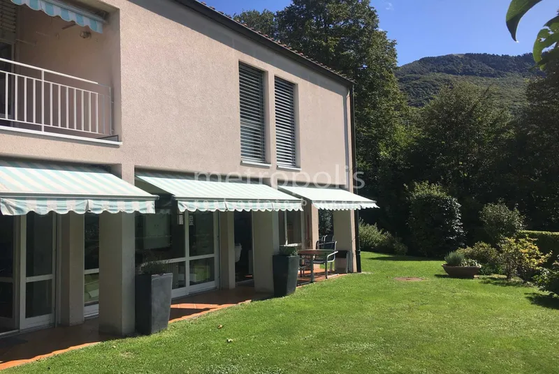CASA 5.5 LOCALI CON GIARDINO E VISTA APERTA A VILLA LUGANESE, foto 9