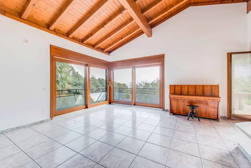 SPLENDIDA VILLA DI 6.5 LOCALI CON GRANDE GIARDINO A BIOGGIO, Foto 7