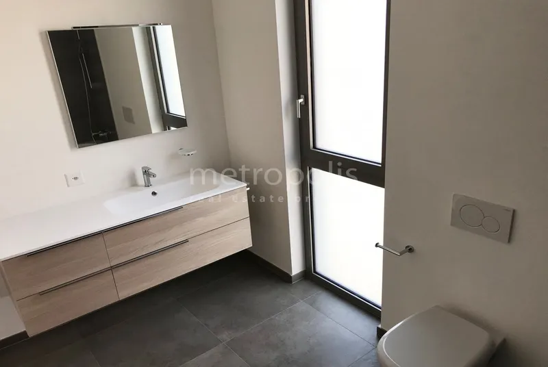 NUOVO E MODERNO ATTICO DI 4.5 LOCALI CON TERRAZZA A CASTEL S, foto 9