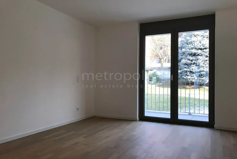 NUOVO E MODERNO ATTICO DI 4.5 LOCALI CON TERRAZZA A CASTEL S, foto 4