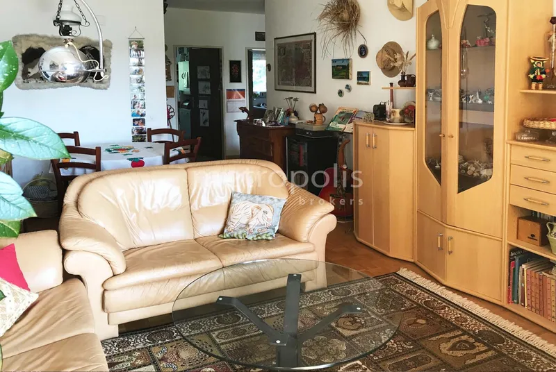 3.5 LOCALI CON TERRAZZA VISTA APERTA NEL VERDE A SAVOSA, foto 8
