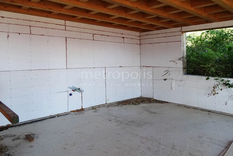 VILLA BIFAMILIARE 10 LOCALI IN COSTRUZIONE A CIMO-BIOGGIO, photo 3