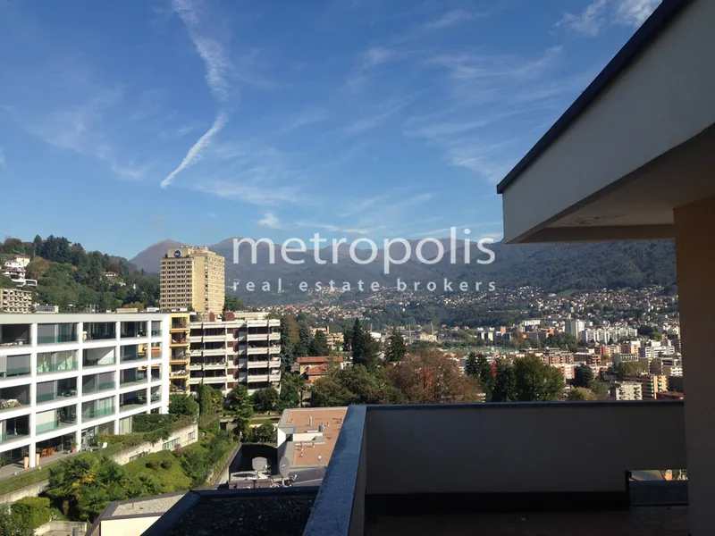 OCCASIONE UNICA - ATTICO 4.5 CON VISTA LAGO APERTA A LUGANO, photo 7