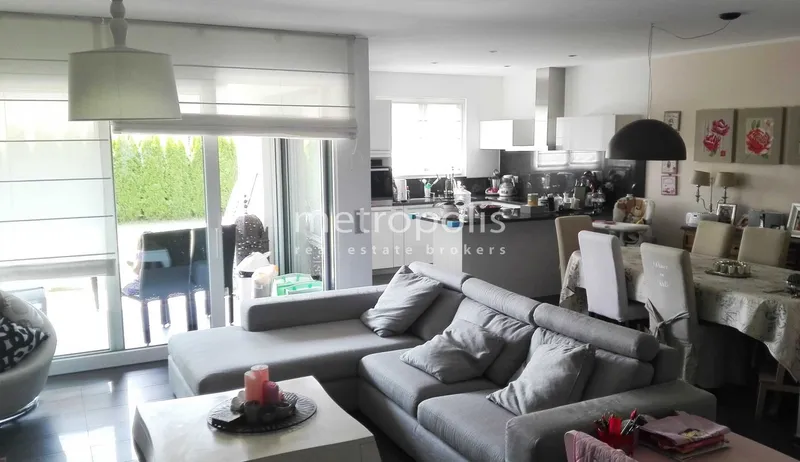 AMPIO 4.5 LOCALI CON TERRAZZA E GIARDINO PRIVATO A SAVOSA, foto 2