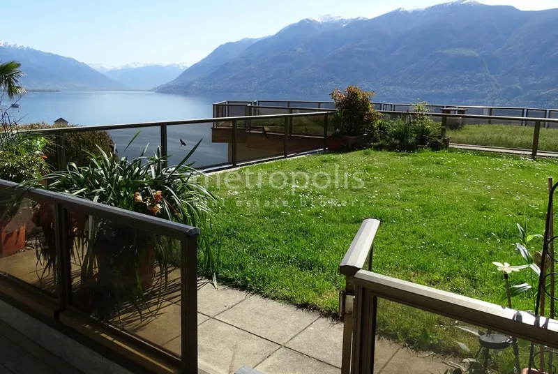 ELEGANTE 3.5 LOCALI CON TERRAZZA E GIARDINO VISTA LAGO A BRI, foto 4