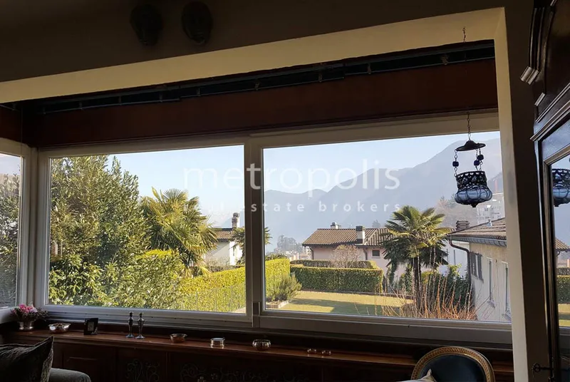 CASA 7.5 LOCALI CON LIFT E GIARDINO A PAMBIO NORANCO, Foto 4