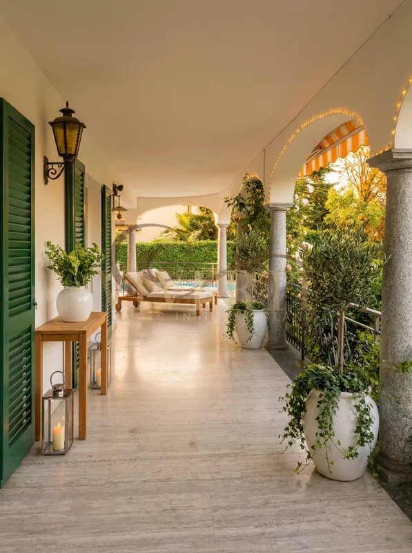 VILLA DI PRESTIGIO CON VISTA LAGO A CARABIETTA, Foto 5