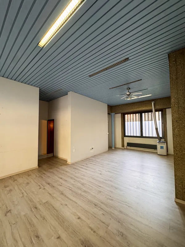 SPAZIO COMMERCIALE AL PT IN POSIZIONE STRATEGICA, Foto 4