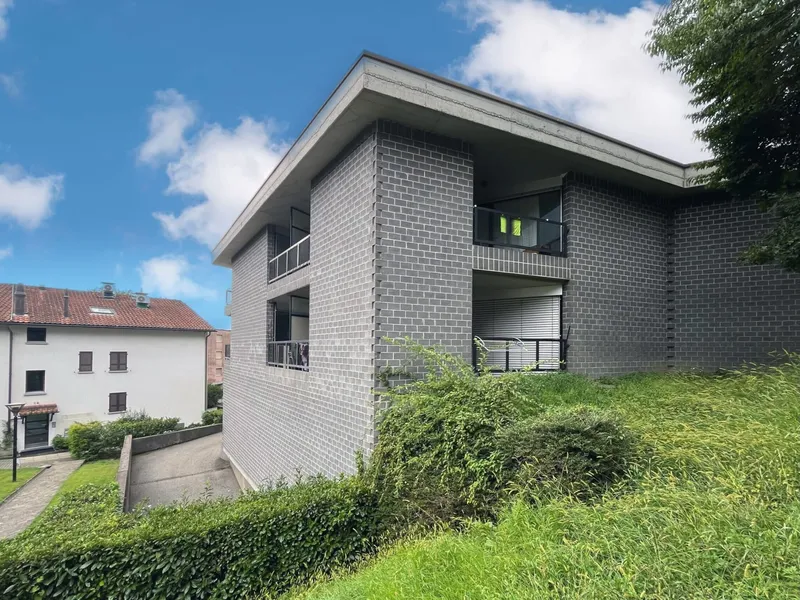 INVESTIMENTO - 1.5 LOCALI ARREDATO CON BALCONE A CANOBBIO, Foto 5
