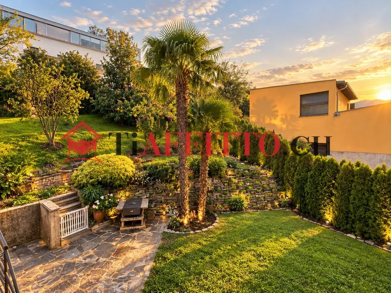 VILLA ELEGANTE CON GIARDINO PRIVATO A CARABBIA, Foto 2