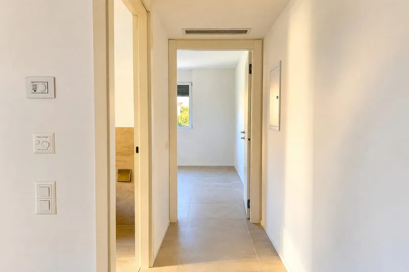 Nuovo appartamento 2,5 locali con terrazza coperta e finiture moderne, photo 8