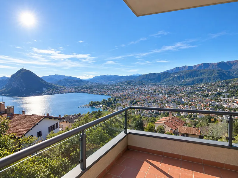 RESIDENZA SECONDARIA - 3.5 CON VISTA LAGO AD ALDESAGO, photo 1