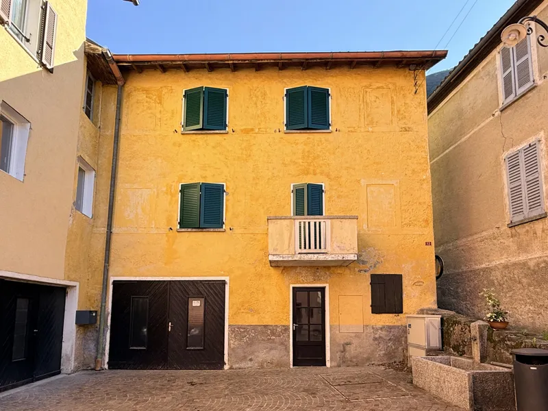 AFFITTASI BELLA DIMORA RIATTATA CON GIARDINO E BOX A PUGERNA, foto 2