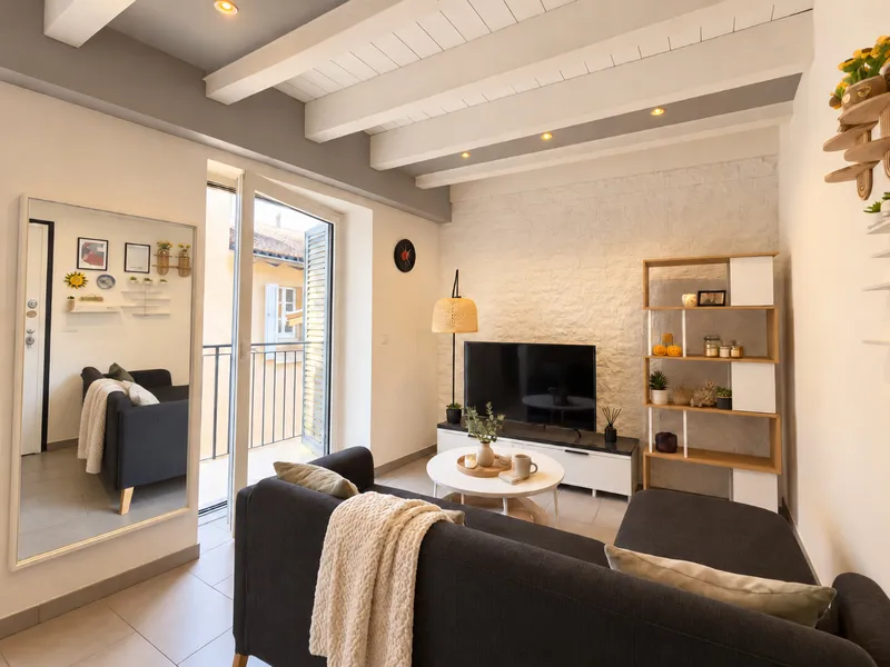 OTTIMO INVESTIMENTO - 2.5 LOCALI RISTRUTTURATO A VIGANELLO, foto 2