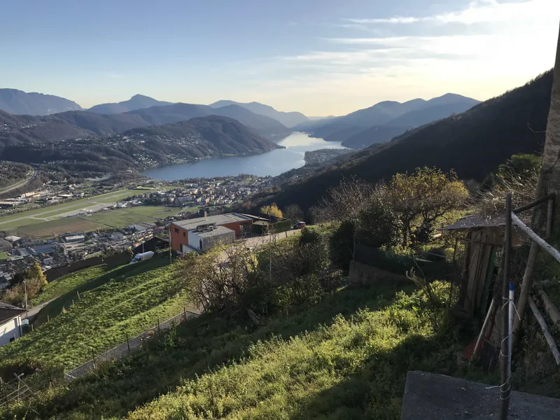 TERRENO EDIFICABILE CON RUSTICO VISTA LAGO A CADEMARIO, foto 8
