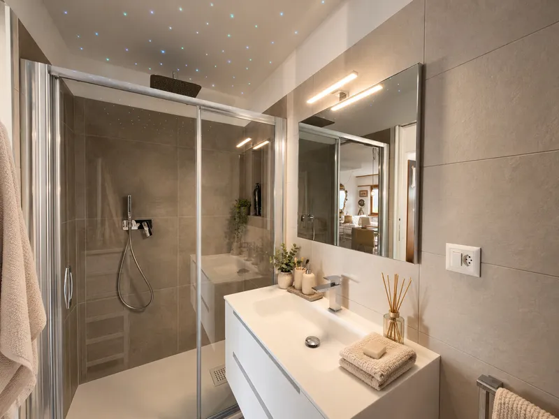 ELEGANTE 3.5 LOCALI CON TERRAZZA E VISTA LAGO A RUVIGLIANA, foto 8