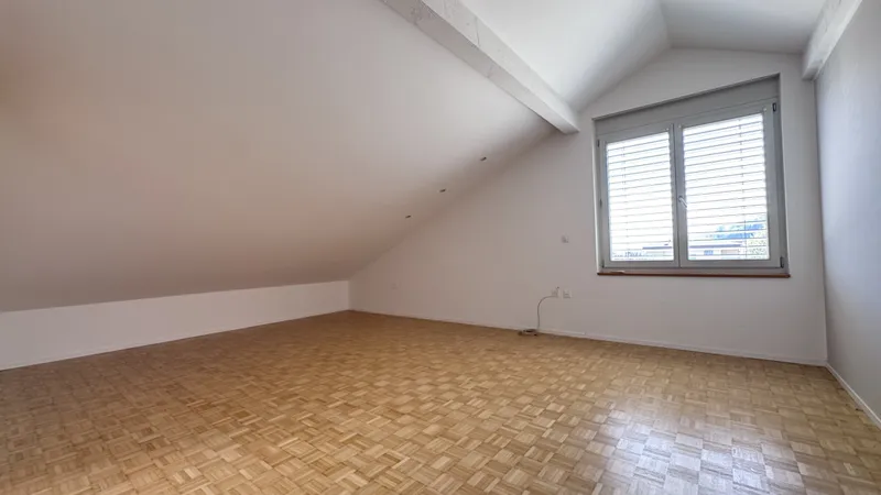 AFFITTASI ACCOGLIENTE 2.5 LOCALI ULTIMO PIANO A CANOBBIO, foto 4