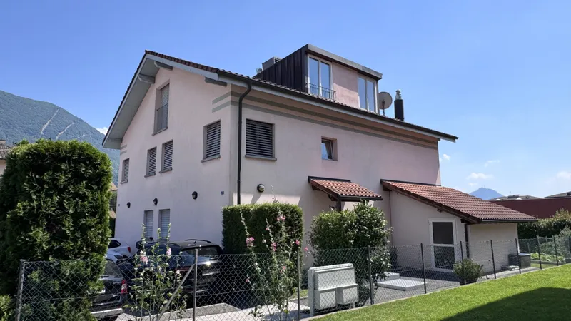 AFFITTASI ACCOGLIENTE 2.5 LOCALI ULTIMO PIANO A CANOBBIO, foto 2