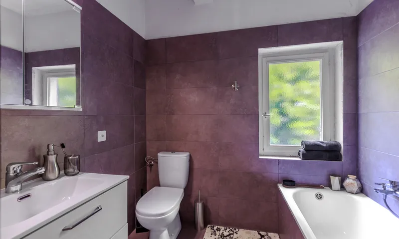 GRANDE CASA BIFAMILIARE 5.5 LOCALI CON VISTA LAGO A CUGNASCO, foto 6