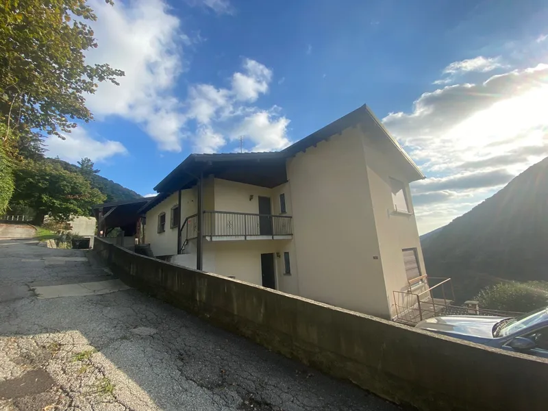 CASA DI 2 APPARTAMENTI CON VISTA PANORAMICA IN VAL DI MUGGIO, photo 11