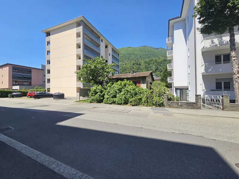 BELLISSIMO TERRENO CON LICENZA APPROVATA A LOCARNO, photo 2