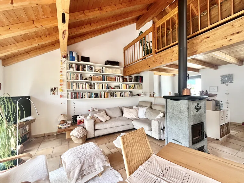 CASA DI NUCLEO RISTRUTTURATA CON GIARDINO A MONTE CARASSO, photo 4