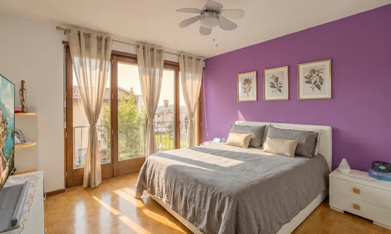 GRANDE CASA DI 6.5 LOCALI CON GIARDINO A CASTEL S. PIETRO, Foto 7