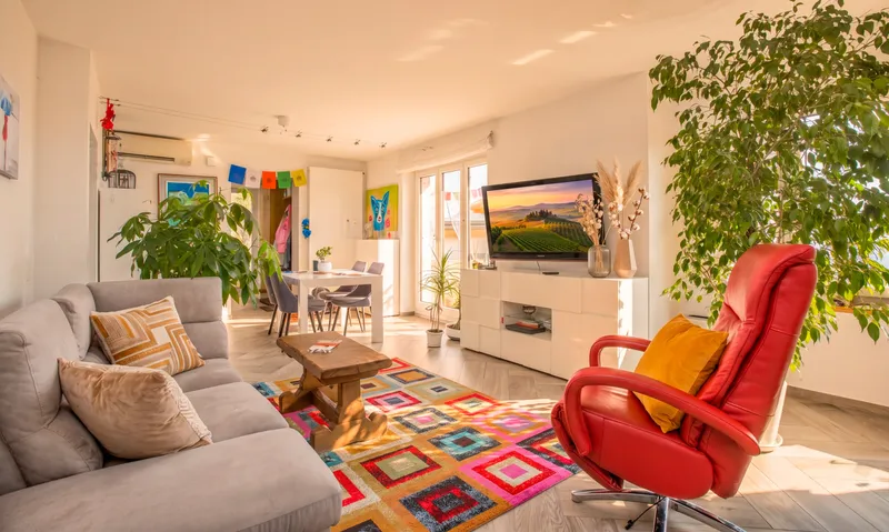 CASA BIFAMILIARE 6.5 LOCALI RINNOVATA VISTA LAGO A MAROGGIA, foto 3