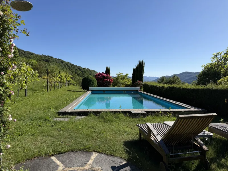 VILLA DI CHARME 10 LOCALI CON PISCINA E DEPENDANCE A VAGLIO, foto 3