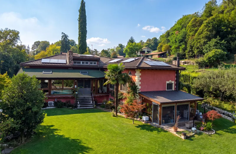 VILLA DI CHARME DI 10.5 LOCALI CON PISCINA A LIGORNETTO, foto 1