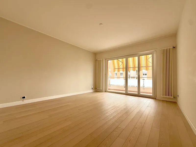 AFFITTASI CONFORTEVOLE 3.5 LOCALI CON 2 TERRAZZE A VIGANELLO, Foto 1