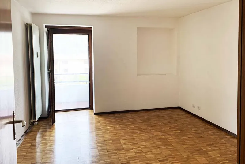 APPARTAMENTO 2.5 LOCALI CON BALCONE AD AGNO MONDONICO, photo 5