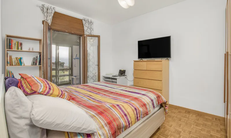 MAGNIFICA CASA DI 7.5 LOCALI CON AMPIO GIARDINO AD AGNO, foto 8
