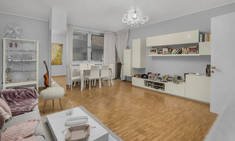 ELEGANTE 2.5 LOCALI IN POSIZIONE COMODA A LUGANO CASSARATE, foto 2