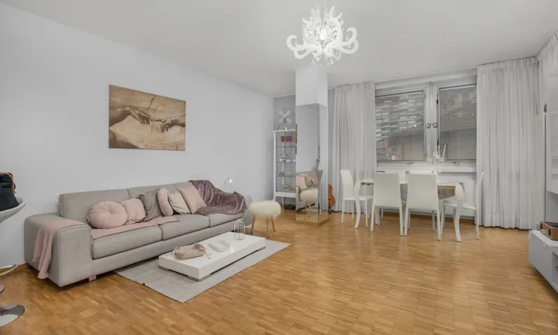 ELEGANTE 2.5 LOCALI IN POSIZIONE COMODA A LUGANO CASSARATE, foto 3