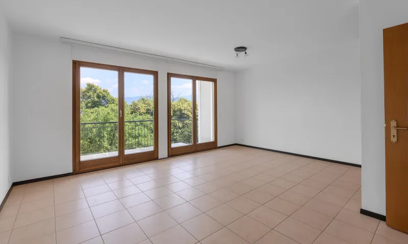 AFFITTASI CASA DI 5.5 LOCALI CON 2 TERRAZZE A VERNATE, photo 4