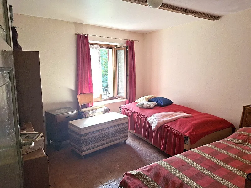 GRAZIOSA CASA TICINESE 4 LOCALI CON GIARDINETTO A TESSERETE, foto 7