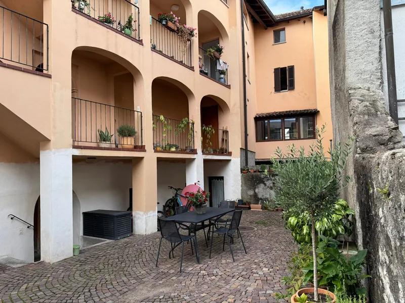 AMPIO BILOCALE COMMERCIALE IDEALE COME B&B A CASLANO, foto 2