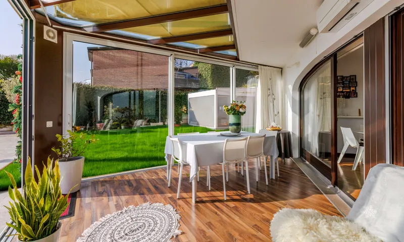 SPLENDIDA VILLA 6.5 LOCALI VISTA LAGO CON PISCINA A BIOGGIO, foto 5