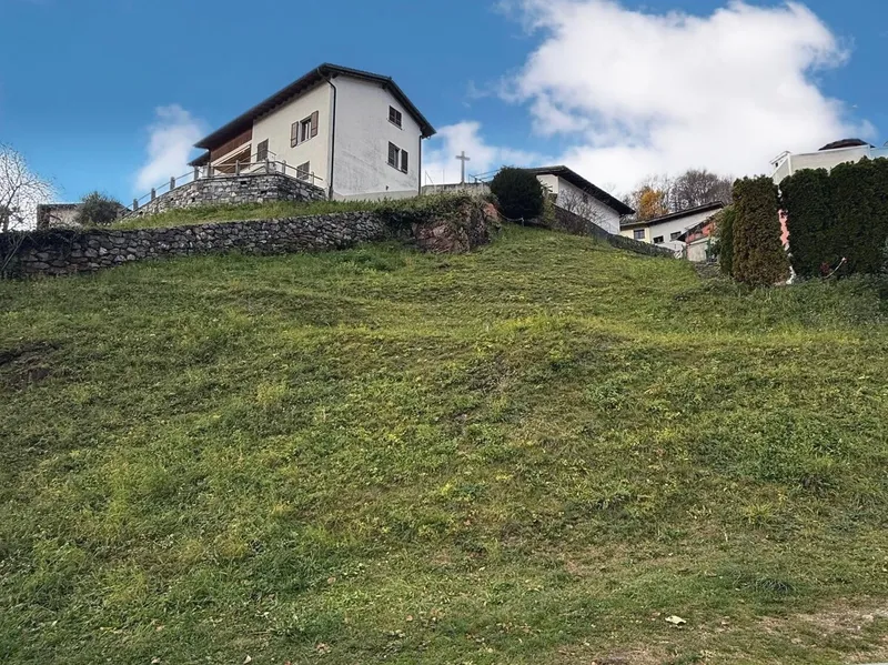 TERRENO EDIFICABILE DI 510 MQ IN OTTIMA POSIZIONE AD AROGNO, foto 2