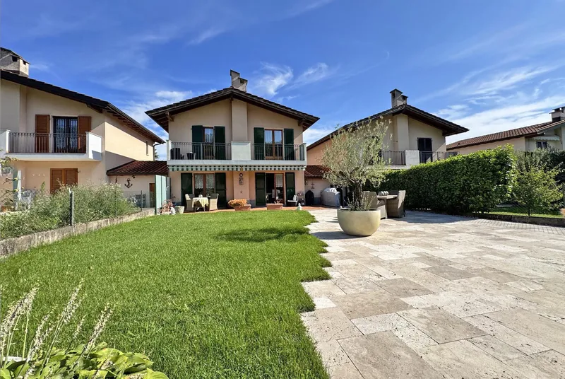 AFFARE - CASA 4.5 LOCALI CON GIARDINO E GROTTO A NOVAZZANO, photo 13