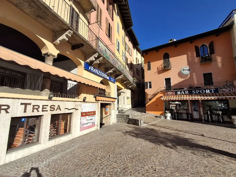 AFFARE - CASE RUSTICHE DA RISTRUTTURARE A PONTE TRESA, photo 3