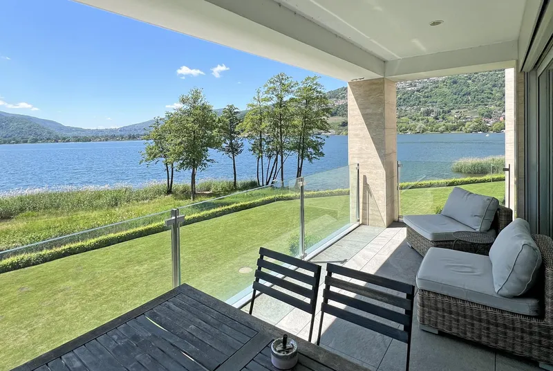 STUPENDO E MODERNO 4.5 CON TERRAZZA E VISTA LAGO A MUZZANO, photo 1