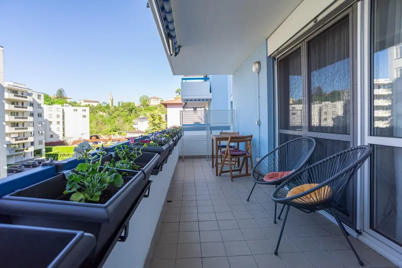 AFFARE - LUMINOSO 4.5 LOCALI CON TERRAZZA A MORBIO INFERIORE, foto 4