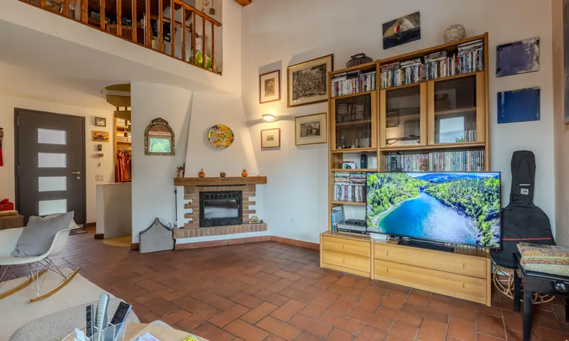 ELEGANTE CASA DI 3.5 LOCALI CON GIARDINO A CASTEL SAN PIETRO, foto 5