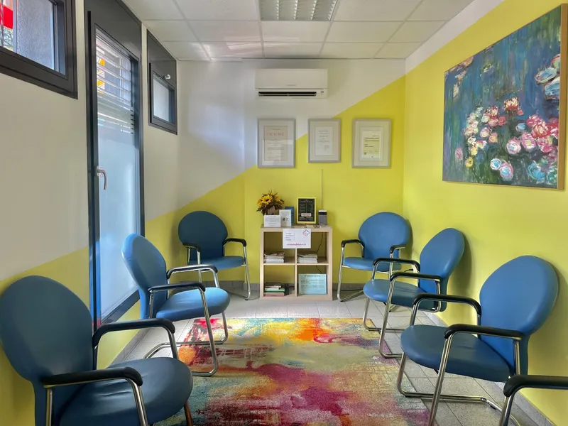 AFFITTASI SUPERIFICIE AMMINISTRATIVA 7 LOCALI A VEZIA, foto 4
