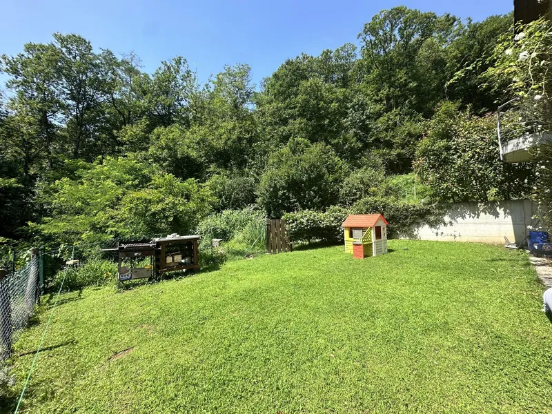 CASA UNIFAMILIARE 5.5 CON GIARDINO NEL VERDE A CANOBBIO, photo 9
