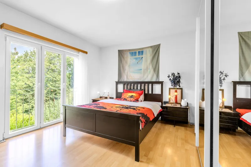 SPAZIOSA VILLA BIFAMILIARE 6.5 CON GIARDINO A CARABBIA, foto 12