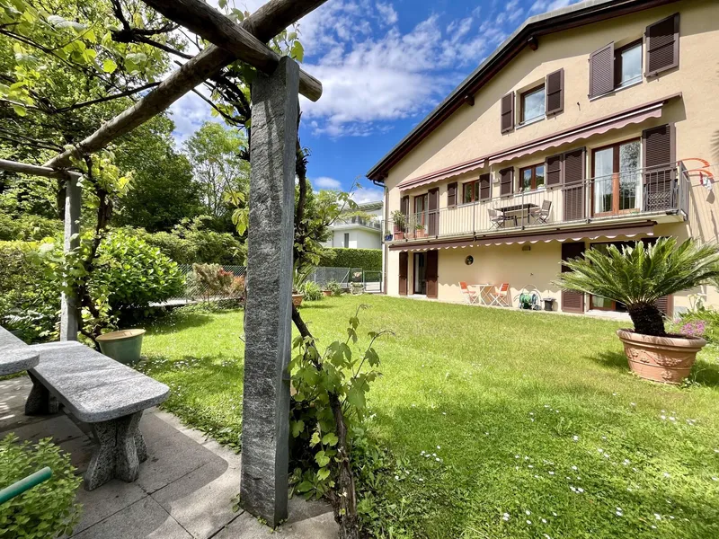 AFFITTASI 2.5 LOCALI ARREDATO CON AMPIO GIARDINO A CUREGLIA, foto 9